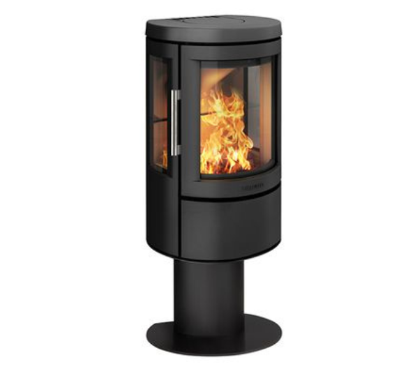 Kaminska peč na drva v črni barvi v elipsasti obliki