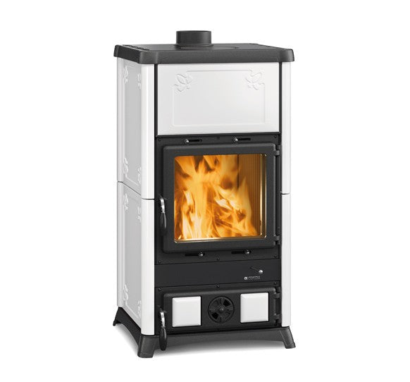 Kaminska peč v beli barvi