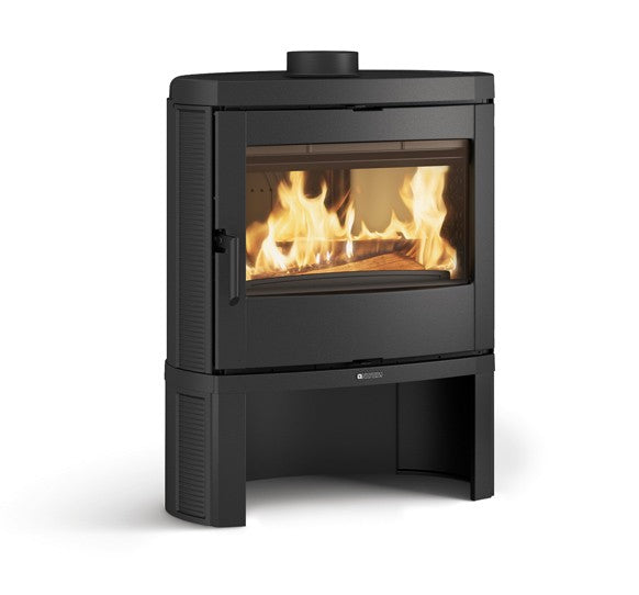 Kaminska peč v črni barvi