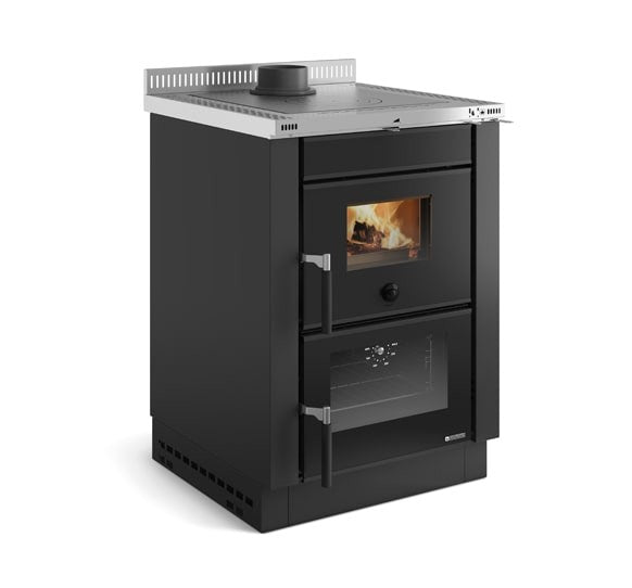 Štedilnik na drva, ki ga je možno vmestiti v kuhinjski blok, štedilnik je črne barve